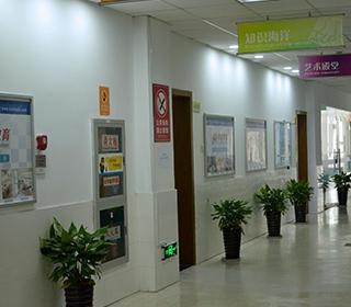 学校走廊