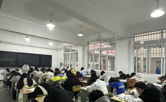 四川省盐业学校