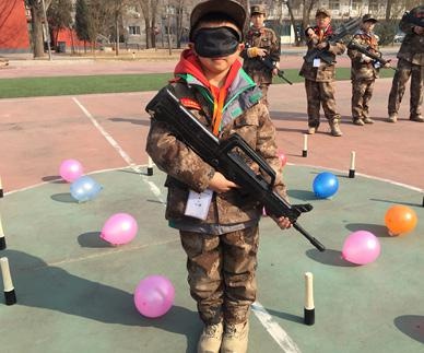 北京西点军事冬令营