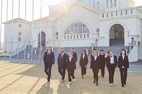 太仓市华顿外国语学校师资