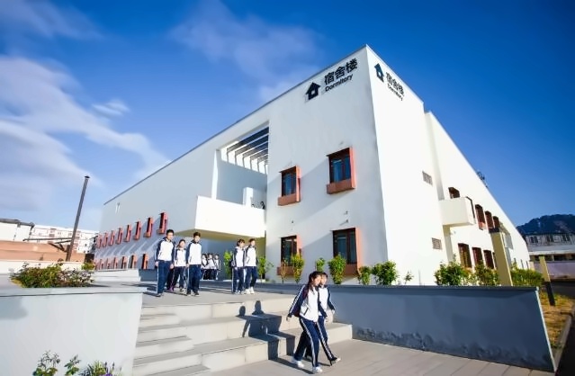 北京四中国际课程佳莲校区