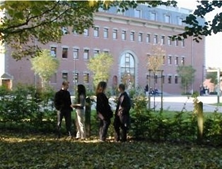 蒙斯埃诺大学