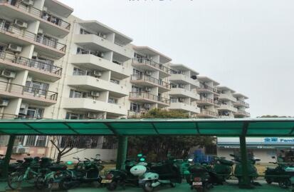 宿舍楼.jpg