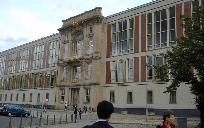 柏林赫尔梯行政学院