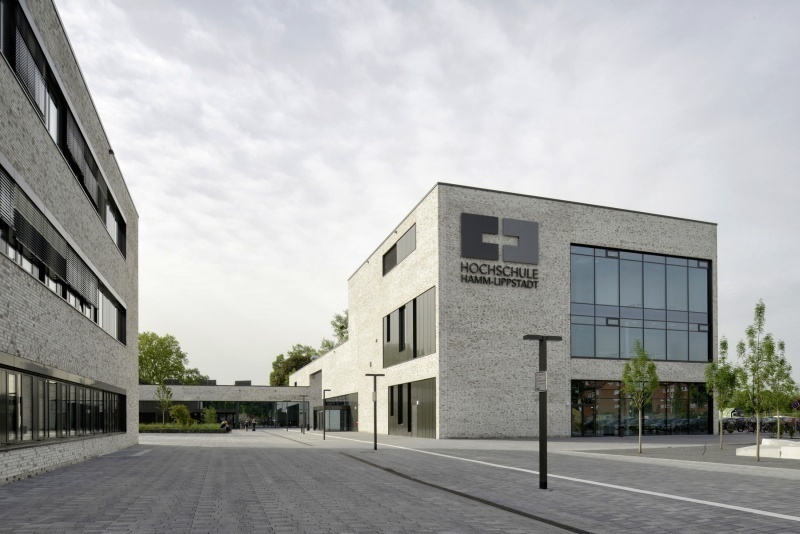 汉姆-利普斯塔特学院