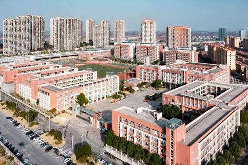 句容碧桂园学校