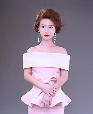 杨芳
