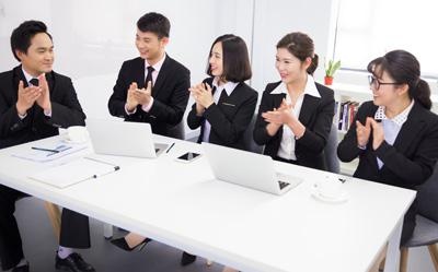 当众讲话，您紧张不自信吗?