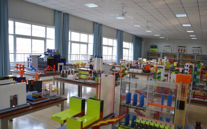 重庆建筑高级技工学校2020年招生简章