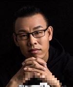 刘依秋