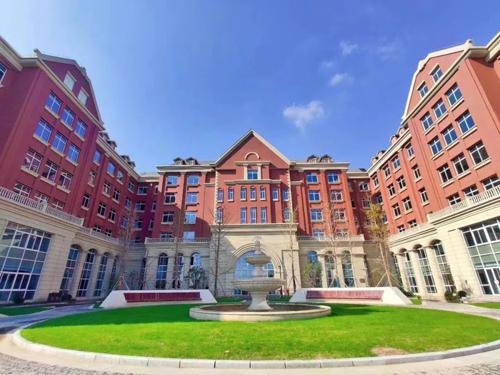 卡迪夫公学平湖学校