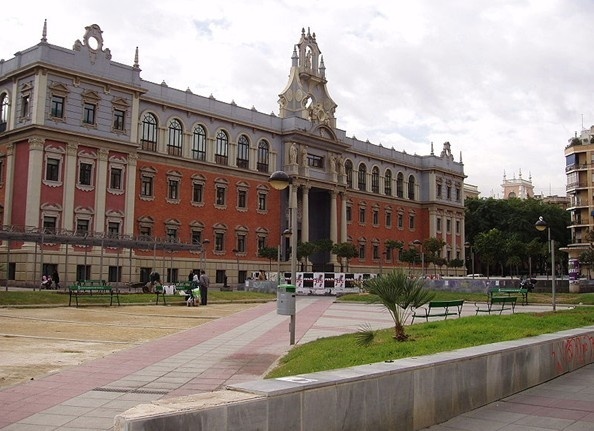 穆尔西亚大学