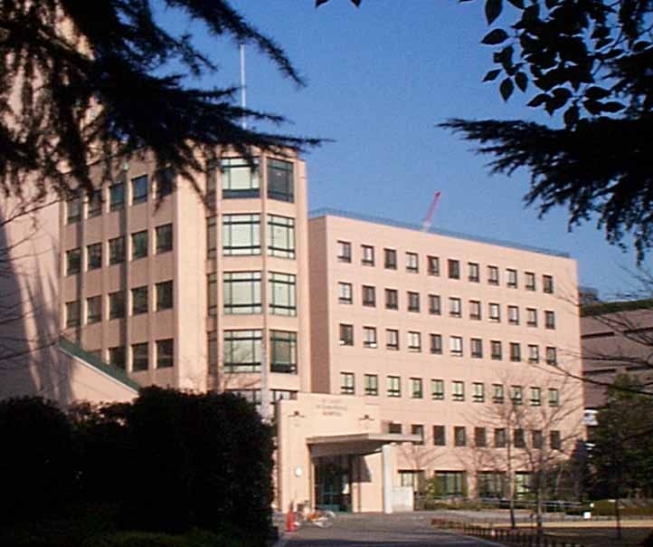 圣路加国际大学
