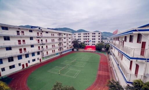 重庆光华女子职业中等专业学校2020年招生办