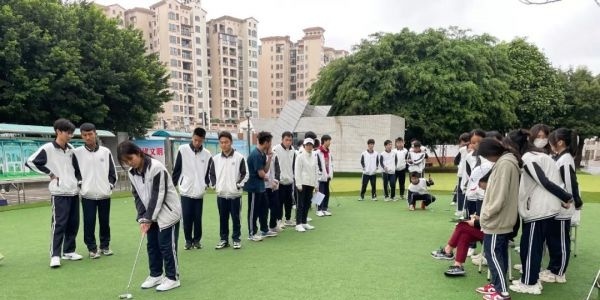 中山三乡镇理工学校