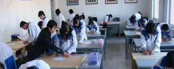 仙桃金园职业高级中学网站