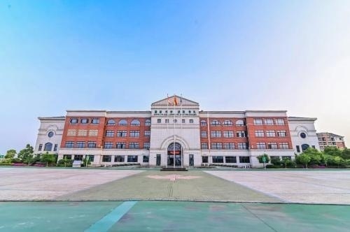 上海枫叶国际学校.jpg