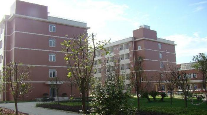 泸州市交通技工学校