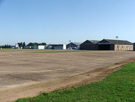 国立民用航空学校