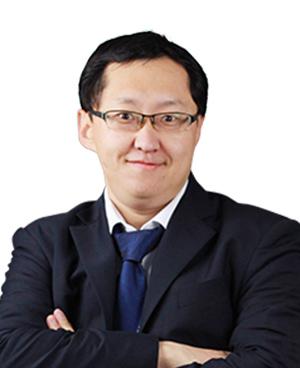 李佳