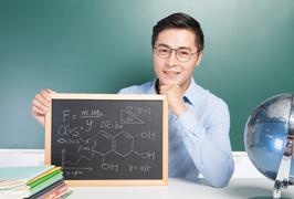 授课老师