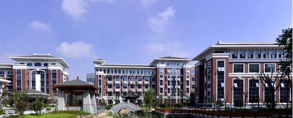 江苏扬中高级中学2021年招生办