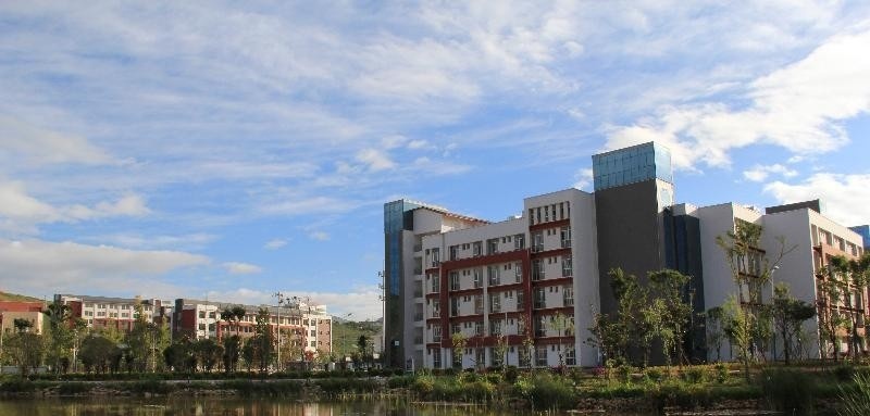 大理护理职业学院五年制大专2021年报名条件、招生要求、招生对象