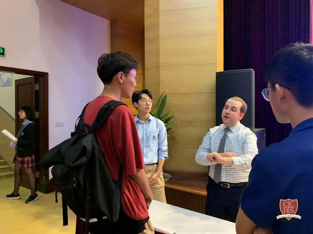 汇点学子与招生官面对面交流.jpg