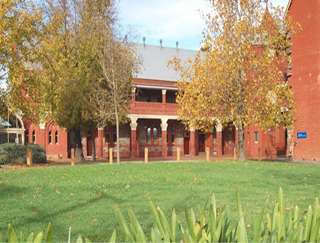 泰柏学院