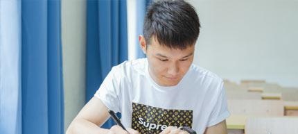 在国外大学学习