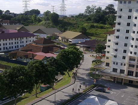 马来西亚国防大学