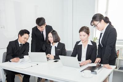 人才缺口大