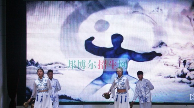 天府新区成人中等专业学校“美好新区，千年广都”