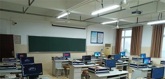 江西华忆电子工业中等专业学校