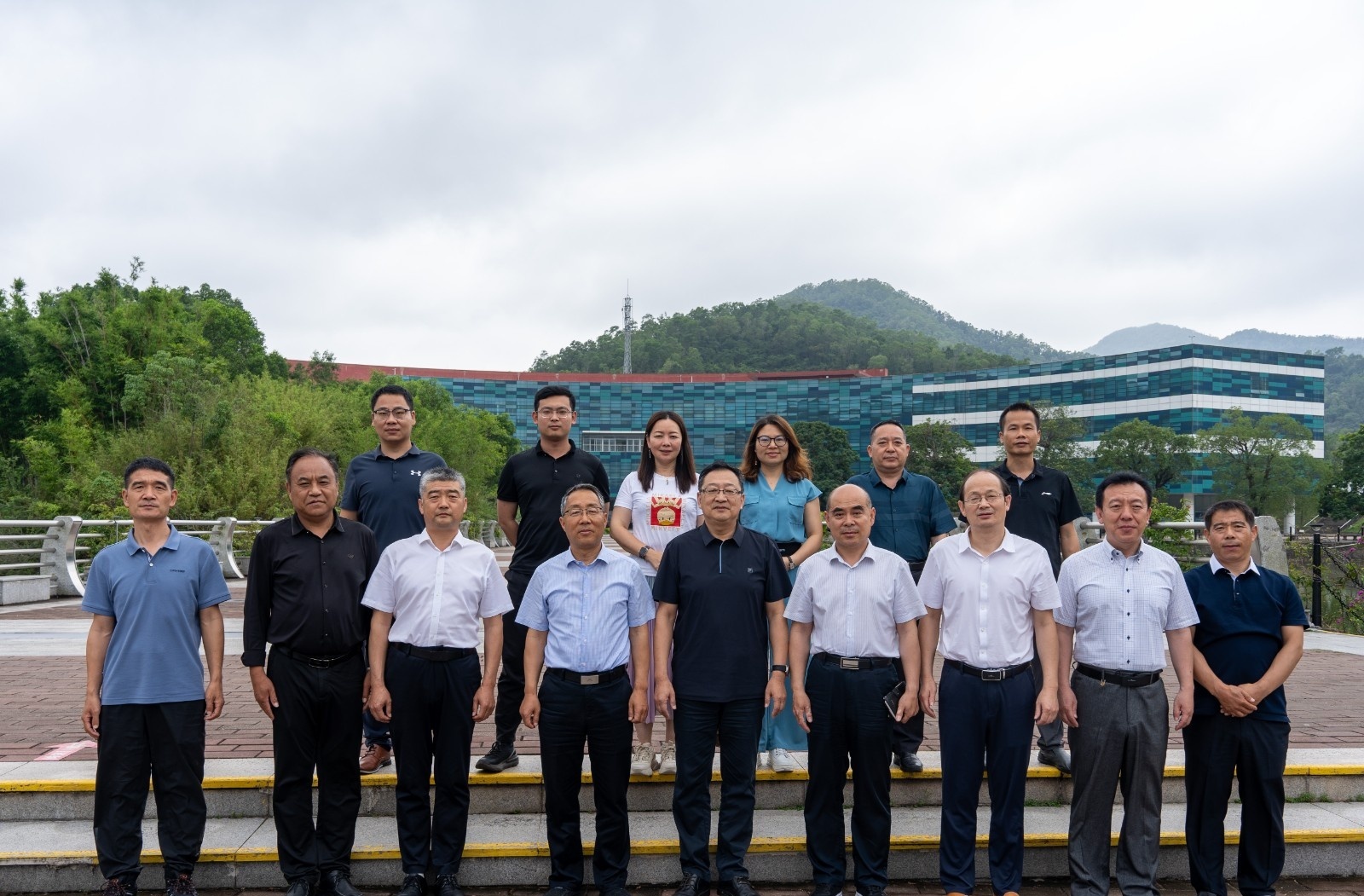 中山中等专业学校