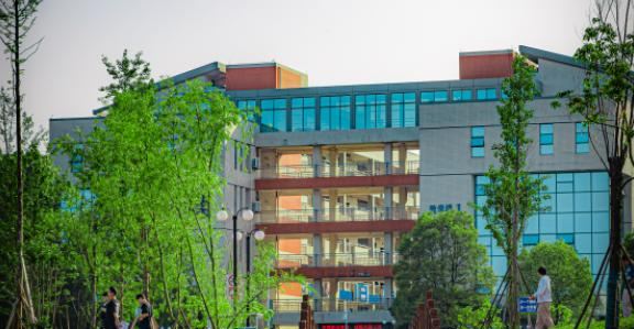 2023湖南高速铁路职业技术学院单独招生报名条件、招生要求、招生对象