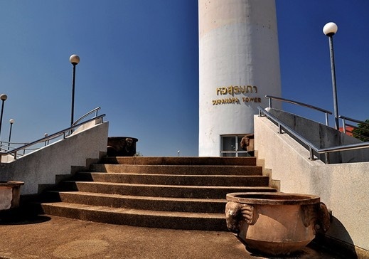 苏兰拉工业大学