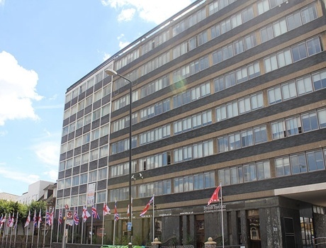 英国科学技术与电子商务学院