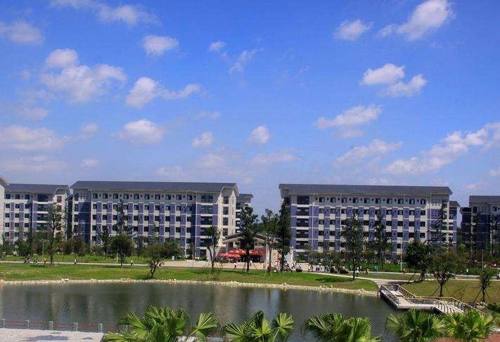 四川艺术职业学院五年制大专