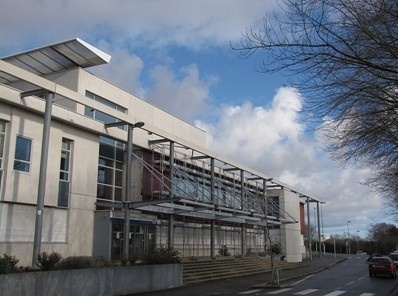 南布列塔尼大学国立高等工程师学校