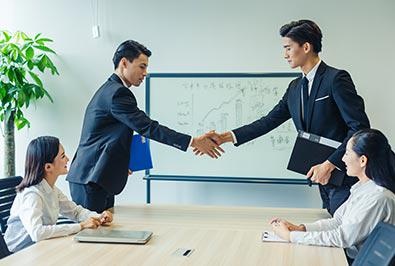 课程适合哪些人学习？