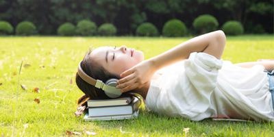 高一至高三的学生