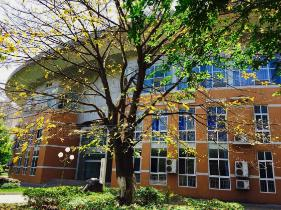 成都冠城实验学校IEC国际教育中心