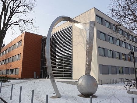 沃尔姆斯应用技术大学