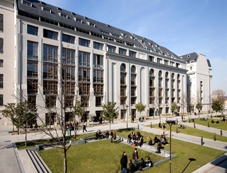 巴黎美国大学