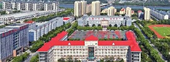 诸城市高级技工学校