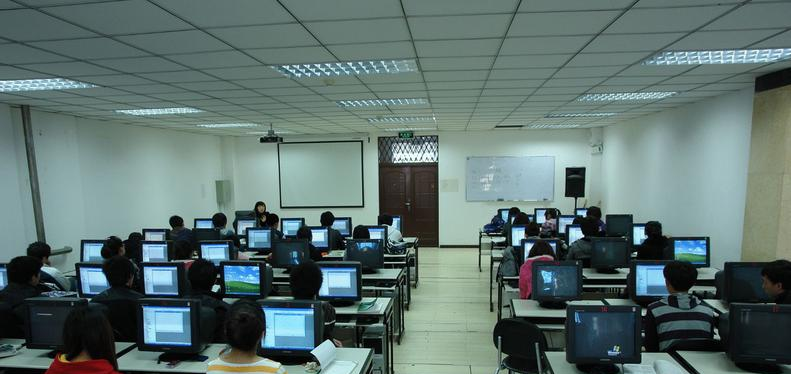 吴起职业技术教育中心