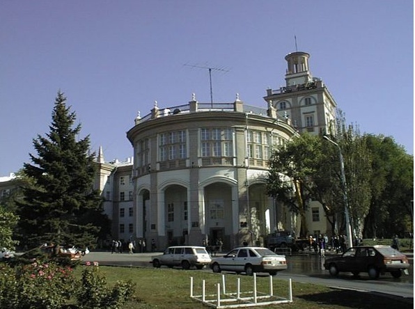 罗斯托夫国立交通大学