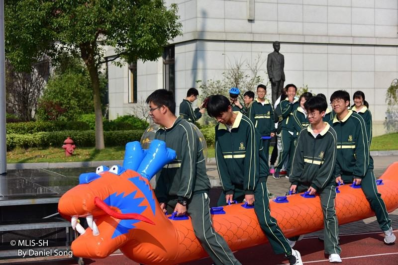 上海枫叶国际学校第七届校园趣味运动会.jpg