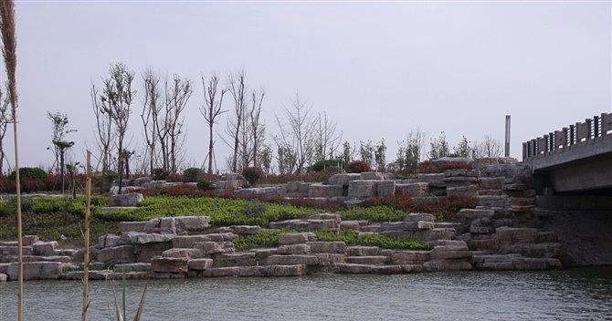 鹤壁机电信息工程学校